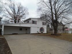 Pre-foreclosure in  ACKERSON LAKE DR Jackson, MI 49201