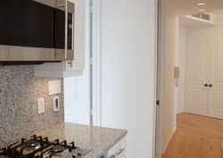 Pre-foreclosure in  BROADWAY D New York, NY 10023