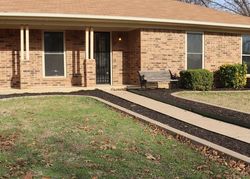 Pre-foreclosure Listing in PARKVIEW DR BURLESON, TX 76028