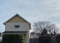  John St, Coshocton OH