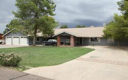 Pre-foreclosure in  E VIA DE ARBOLES Queen Creek, AZ 85142