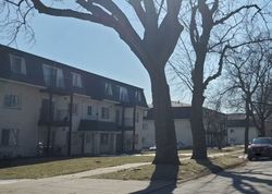 Pre-foreclosure Listing in S KARLOV AVE APT 101 OAK LAWN, IL 60453