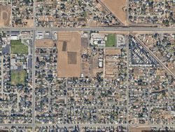 Pre-foreclosure in  JEWETTA AVE Bakersfield, CA 93312