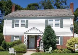 Pre-foreclosure Listing in BAYVIEW CT MANHASSET, NY 11030