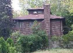 Pre-foreclosure in  LITTLE NECK PKWY Little Neck, NY 11363