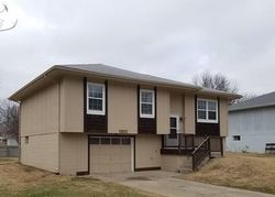 Pre-foreclosure in  PARKWOOD DR Harrisonville, MO 64701