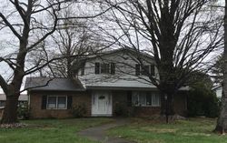 Pre-foreclosure in  HAMPSHIRE RD Center Valley, PA 18034