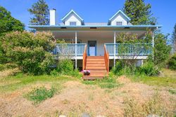 Pre-foreclosure Listing in LITTLE APPLEGATE RD JACKSONVILLE, OR 97530