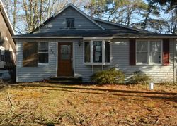 Pre-foreclosure Listing in LAKEWOOD AVE MANCHESTER TOWNSHIP, NJ 08759
