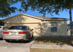 Pre-foreclosure Listing in CARRIAGE POINTE DR GIBSONTON, FL 33534