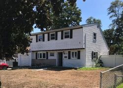 Pre-foreclosure in  JEFFERSON AVE Amityville, NY 11701