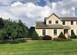 Pre-foreclosure Listing in TROUT LILLY LN MANLIUS, NY 13104
