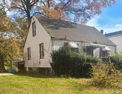 Pre-foreclosure in  OAK ST Roselle, NJ 07203