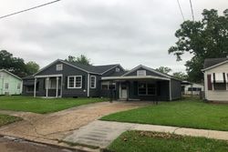 Pre-foreclosure in  DODSON ST New Iberia, LA 70563