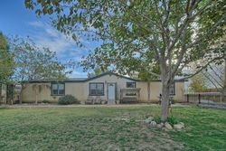 Pre-foreclosure Listing in CAROUSEL AVE TAFT, CA 93268