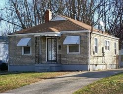 Pre-foreclosure in  WHEELER AVE Louisville, KY 40215