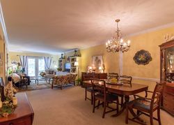 Pre-foreclosure in  CHAMBERLAIN HILL RD  Louisville, KY 40207