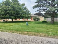 Pre-foreclosure in  HENSON DR Broadlands, IL 61816