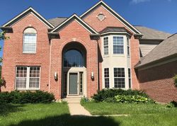 Pre-foreclosure in  BROOKSIDE AVE Algonquin, IL 60102