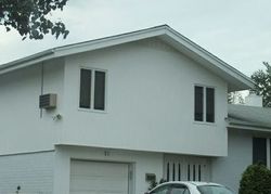 Pre-foreclosure in  FRIENDLY LN Jericho, NY 11753