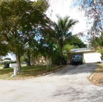 Pre-foreclosure in  SW 34TH ST Hollywood, FL 33023