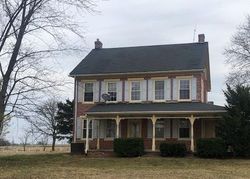 Pre-foreclosure Listing in BASEHOAR SCHOOL RD LITTLESTOWN, PA 17340