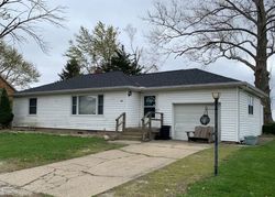 Pre-foreclosure in  W BERTRAM ST Metamora, IL 61548