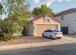 Pre-foreclosure in  BLUE LANTERN DR Henderson, NV 89015