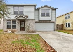 Pre-foreclosure Listing in NW CROSSING DR NEW BRAUNFELS, TX 78130