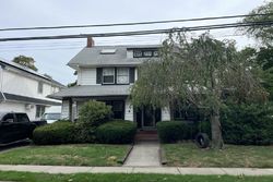 Pre-foreclosure in  PETERSON PL Lynbrook, NY 11563