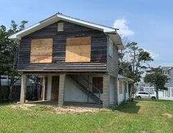 Pre-foreclosure in  POINT RD Waretown, NJ 08758