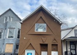  S Muskegon Ave, Chicago IL