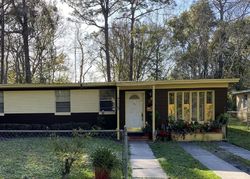 Pre-foreclosure in  OWEN AVE Jacksonville, FL 32209