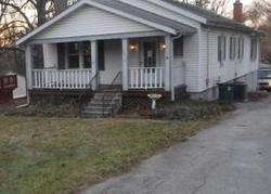 Pre-foreclosure in  CALVERTON RD Saint Louis, MO 63135