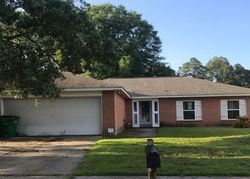 Pre-foreclosure Listing in CASTLE DR SLIDELL, LA 70458