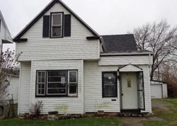 Pre-foreclosure in  CLEVELAND AVE East Saint Louis, IL 62201