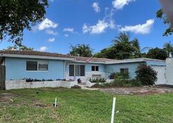 Pre-foreclosure in  SW 14TH CT Pompano Beach, FL 33060