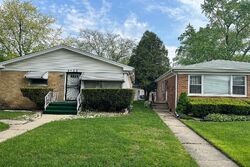 Pre-foreclosure in  SEWARD ST Evanston, IL 60202