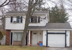 Pre-foreclosure Listing in MONTEREY DR BOLINGBROOK, IL 60440