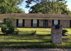 Pre-foreclosure in  11TH AVE Mobile, AL 36611