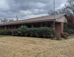 Pre-foreclosure in  NORRIS ST Taylorsville, MS 39168