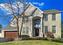 Pre-foreclosure in  FOREST CIR Toms River, NJ 08755