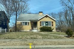 Pre-foreclosure in  W LIBERTY ST Cincinnati, OH 45205