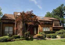 Pre-foreclosure Listing in SAGE BRUSH CT EAST SETAUKET, NY 11733