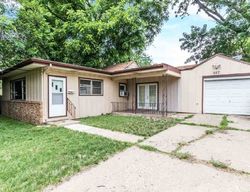 Pre-foreclosure Listing in W FLORENCE AVE PEORIA, IL 61604