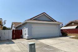 Pre-foreclosure Listing in LOCHBREA PL NEWMAN, CA 95360