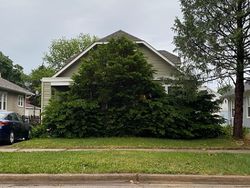 Pre-foreclosure in  GRISWOLD ST Elgin, IL 60123