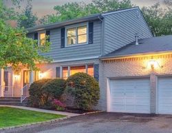  Forest Dr, West Orange NJ