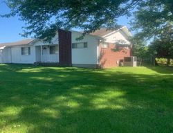 Pre-foreclosure Listing in CRESTVIEW DR GREENFIELD, TN 38230