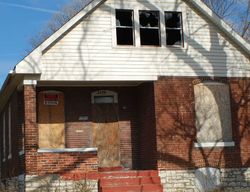 Pre-foreclosure in  BELLEVIEW AVE East Saint Louis, IL 62205